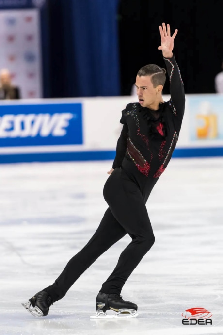 Ice Gallery Skates U.S.